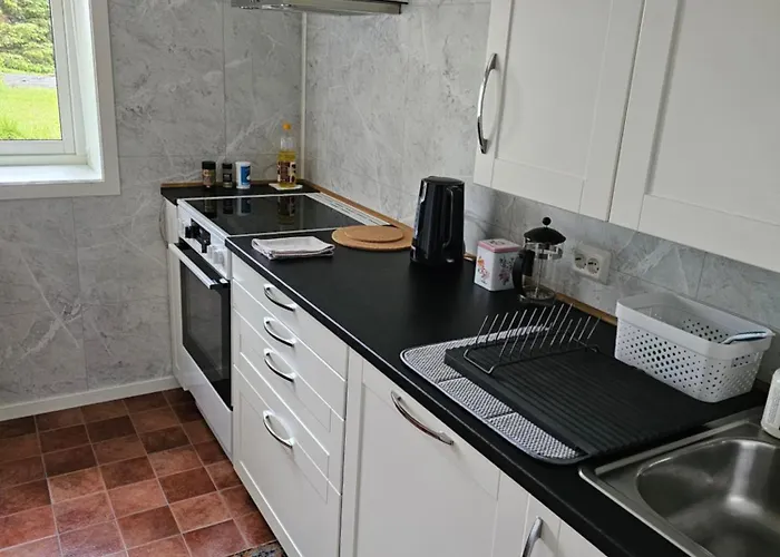 At Lofoten. Molnarodden. Sund (Nordland)