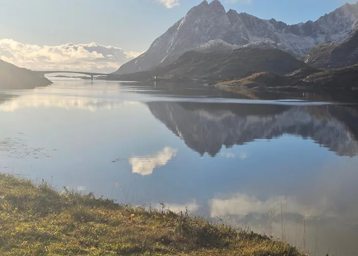 At Lofoten. Molnarodden. Sund (Nordland)