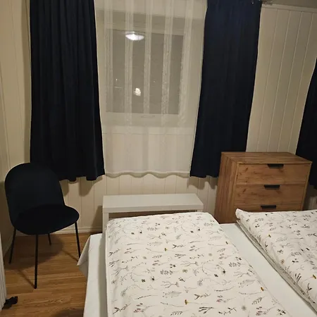 At Lofoten. Molnarodden. Apartmán Sund (Nordland)